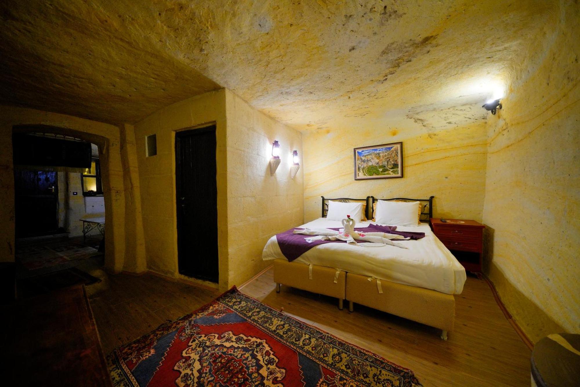 Antik Cave House Hotel Urgup Exterior photo