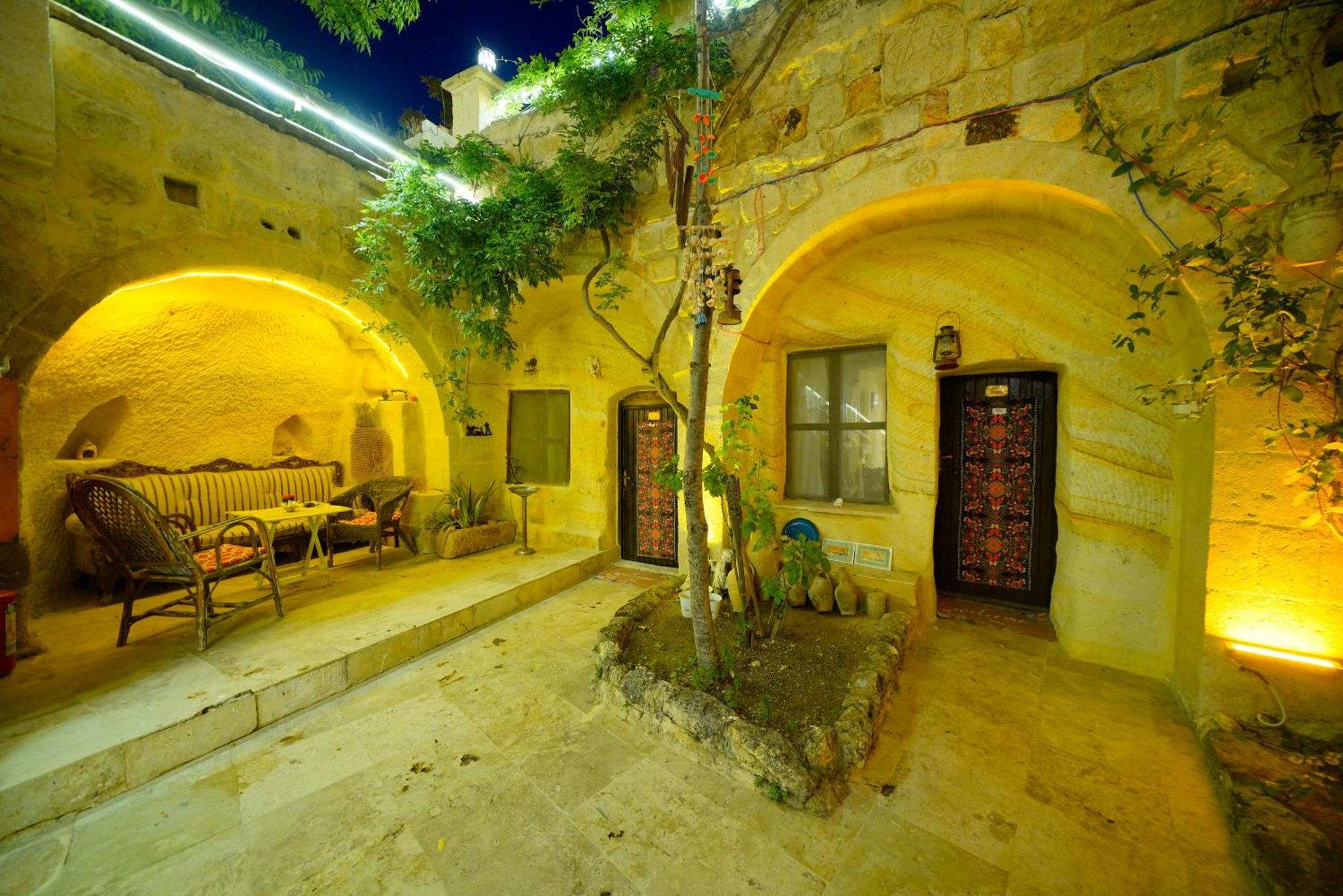 Antik Cave House Hotel Urgup Exterior photo